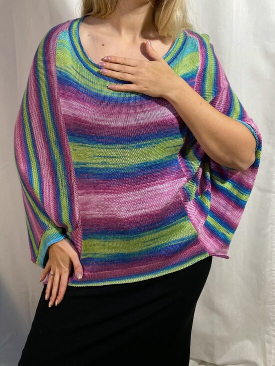 Krāsains sikspārņa pončo L-XL